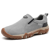 men  sport running shoes